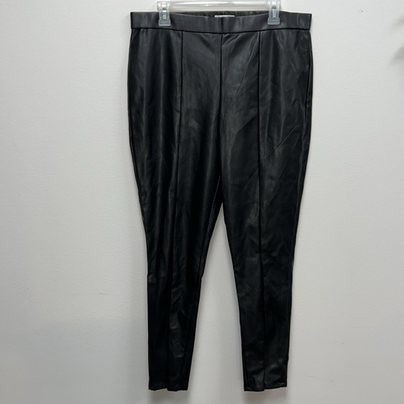 Sofia Vergara Rosa Faux Leather Sleek Zip Hem Jegging - Picture 1 of 11